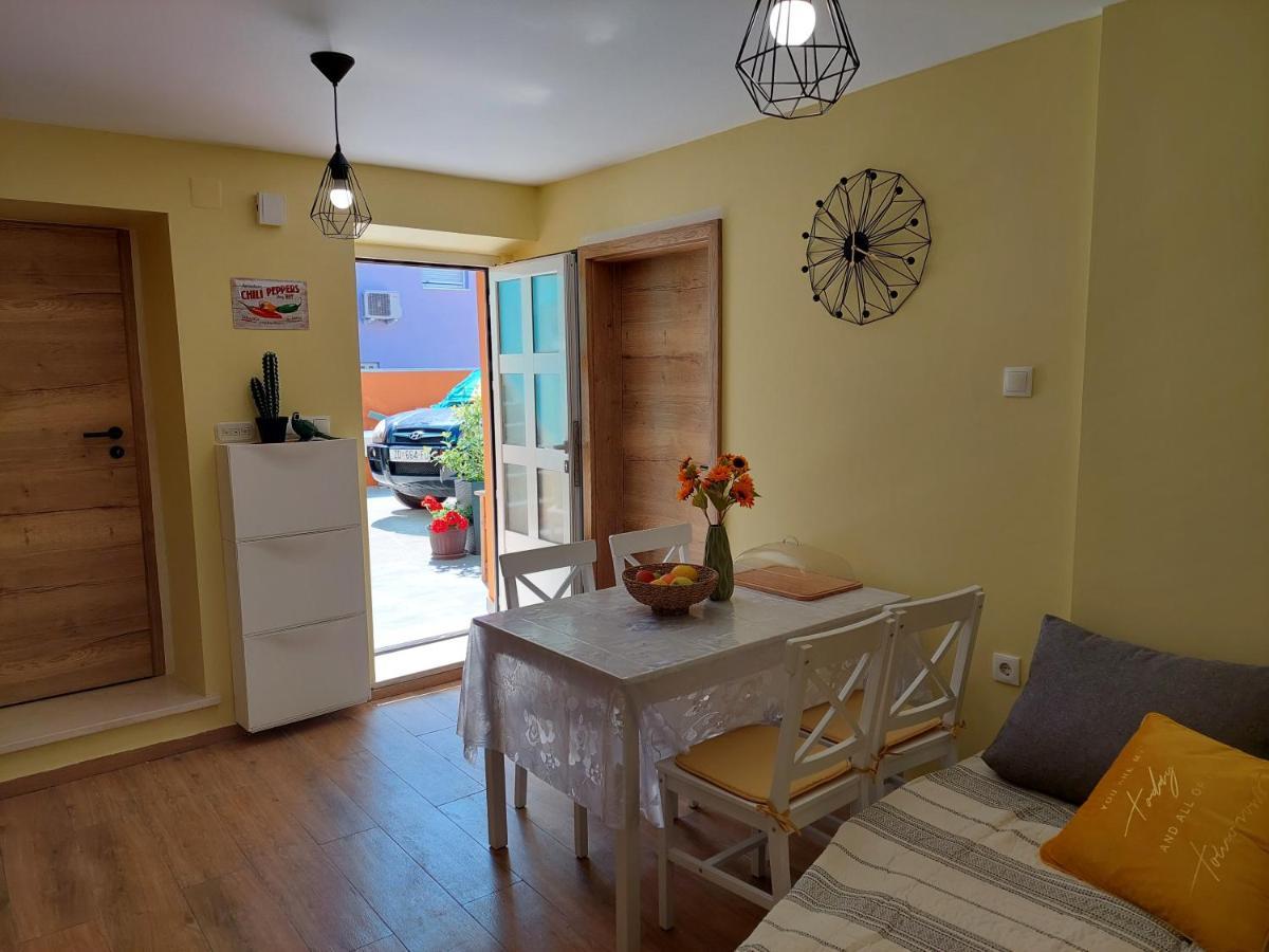 Mexicana Apartment Yellow Zadar Exterior photo
